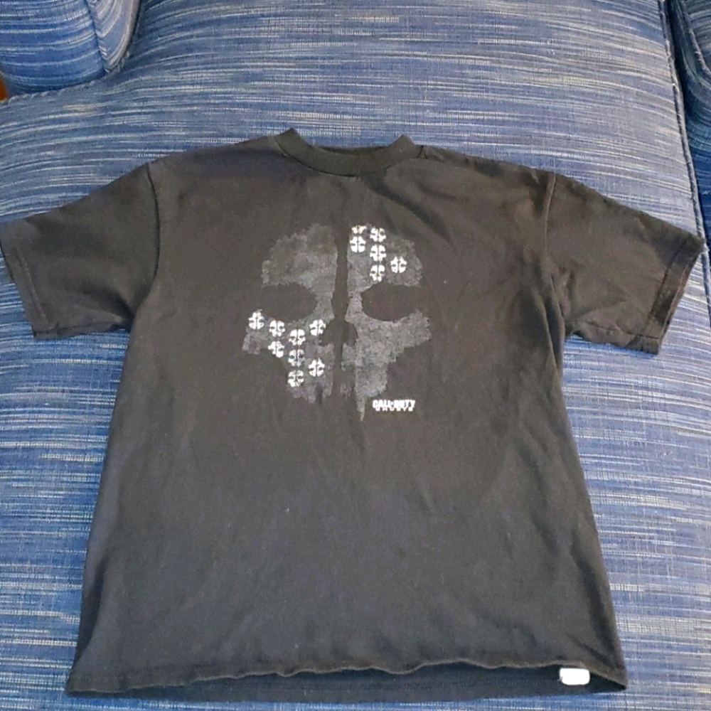 Boy's Call of Duty tee shirt